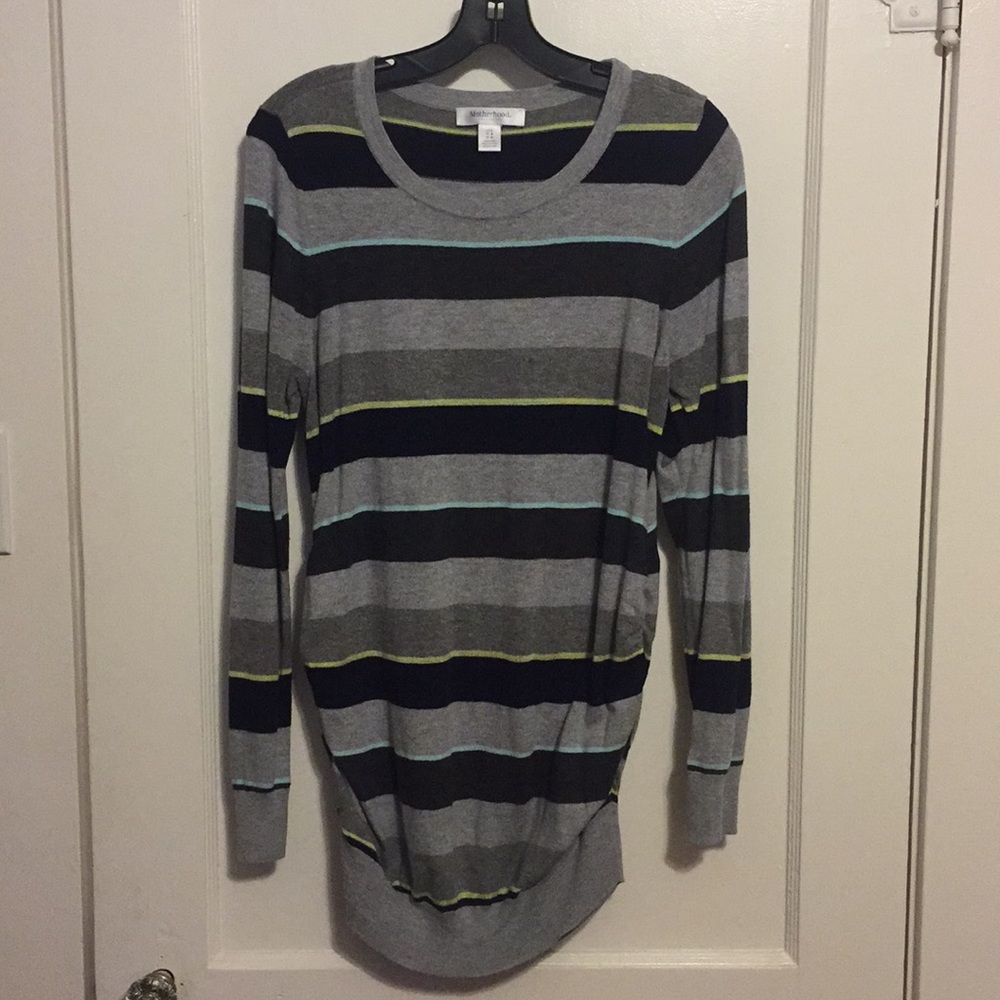 Maternity lightweight sweater